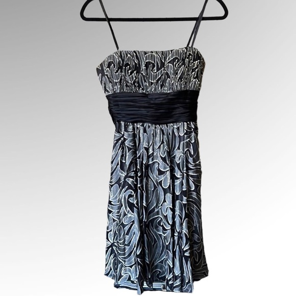 BCBGMaxAzria Dresses & Skirts - BCBGMAXAZRIA PROM dress